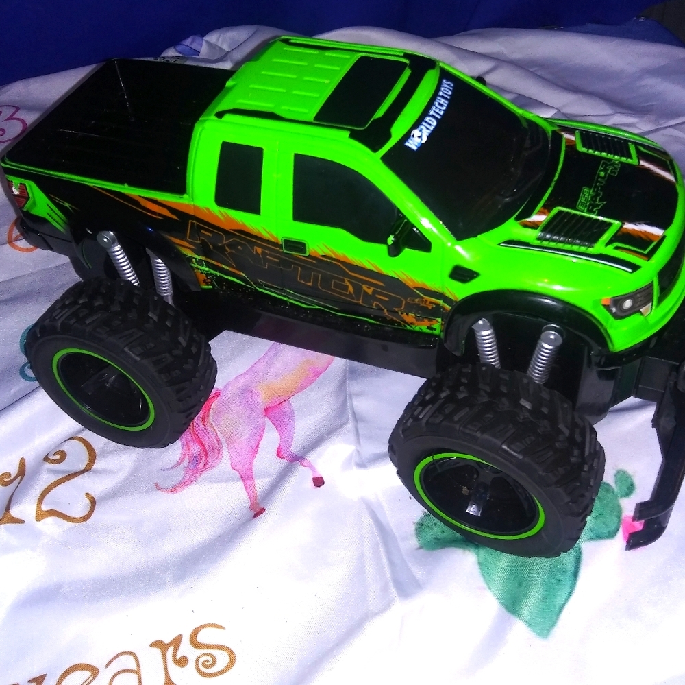 Ford Raptor truck toy for kids